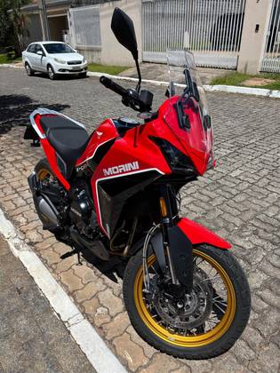 MOTO MORINI X-CAPE GOLD EDITION 